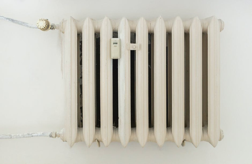 Hoe ontlucht je een radiator zodat hij weer goed warm wordt