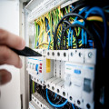 Kun je een wasmachine en droger combineren op eenzelfde groep?