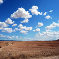 Hoe worden wolken gevormd en waarom hebben ze verschillende vormen?