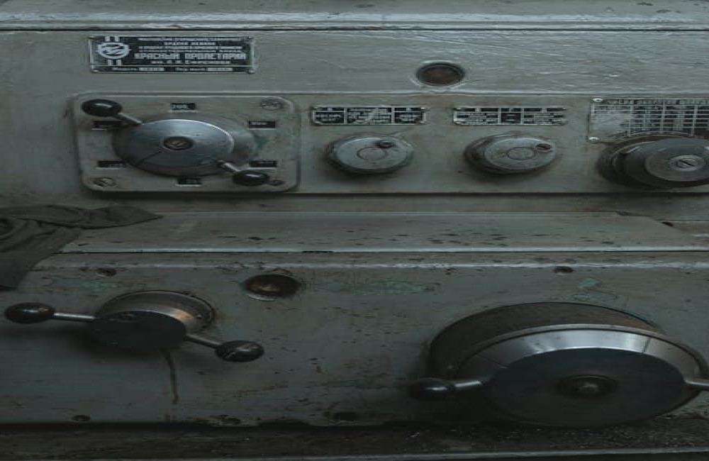 Hoe maak je je vaatwasser schoon en voorkom je nare geurtjes