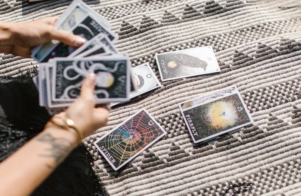 Hoe werken tarotkaarten en wat maakt ze zo speciaal?